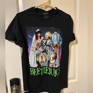 NWOT beetle juice small Black Graphic T-Shirt